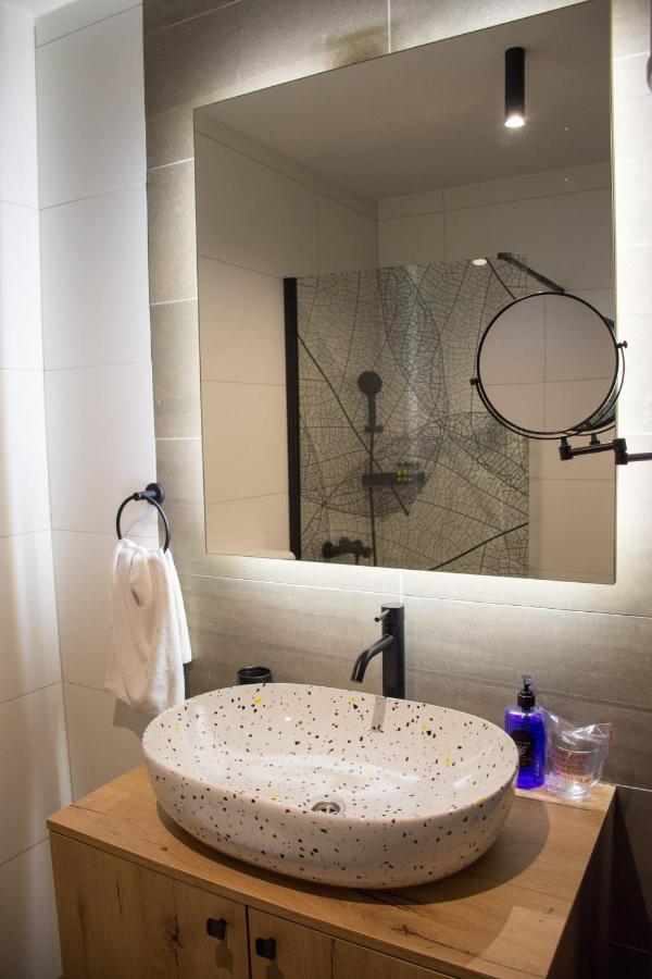 Old Town Premium Apartments- Free Parking شقة *